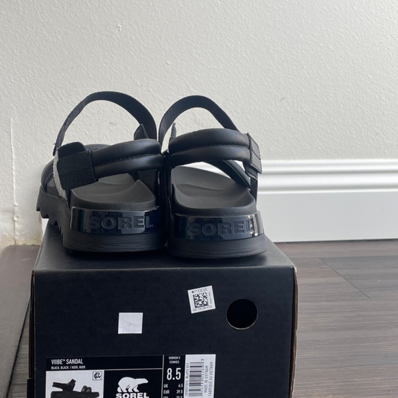 Sorel Sandals - Picture 2 of 3